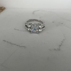 Adjustable ring size 7